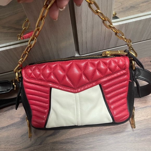 Authentic Miu Miu CONFIDENTIAL napa
Biker bag 70% off - Picture 6 of 15